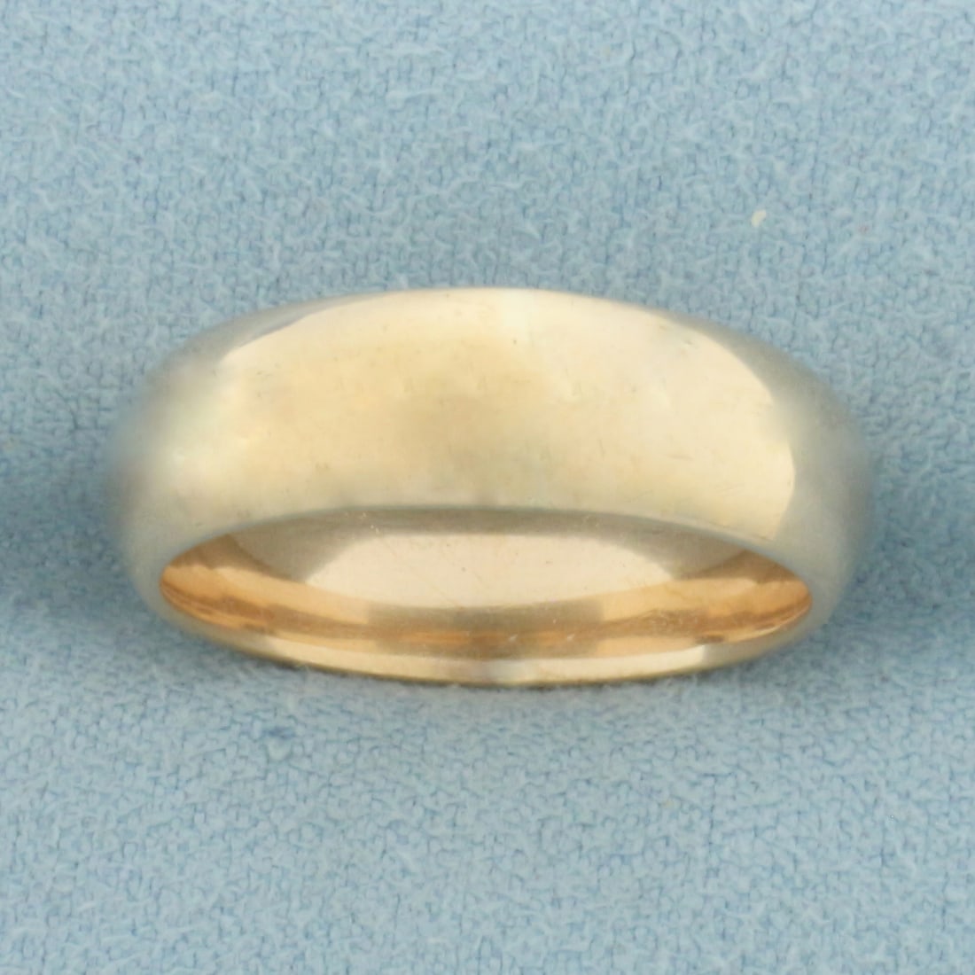 Half Dome Wedding Band Ring in 10k Yellow Gold: In 10k Yellow Gold. 6.2mm wide. Size 7 1/2. 5.6g.