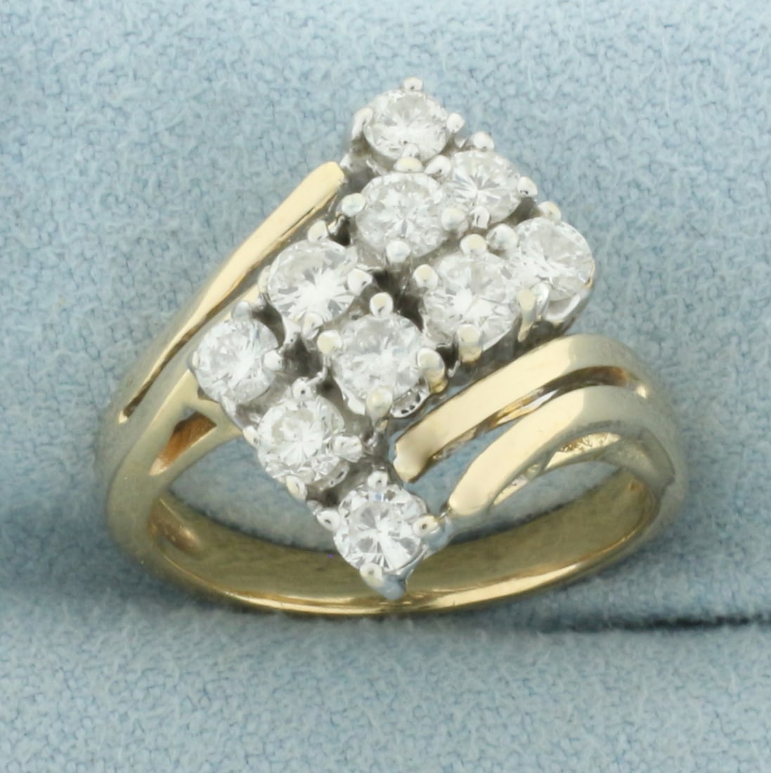 Zigzag Design Diamond Ring in 14k Yellow Gold: In 14k yellow gold. Contains ten high quality diamonds, 1ct TW, SI clarity/H color. Size 4.5. 5.5g.