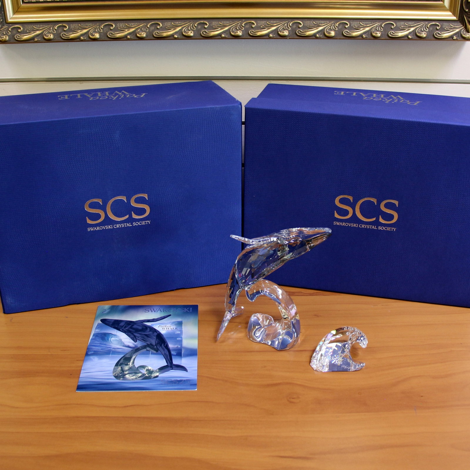 Swarovski Crystal 1095228 Paikea Whale 2012 STS with Box and COA: Excellent condition with original box and certificate.