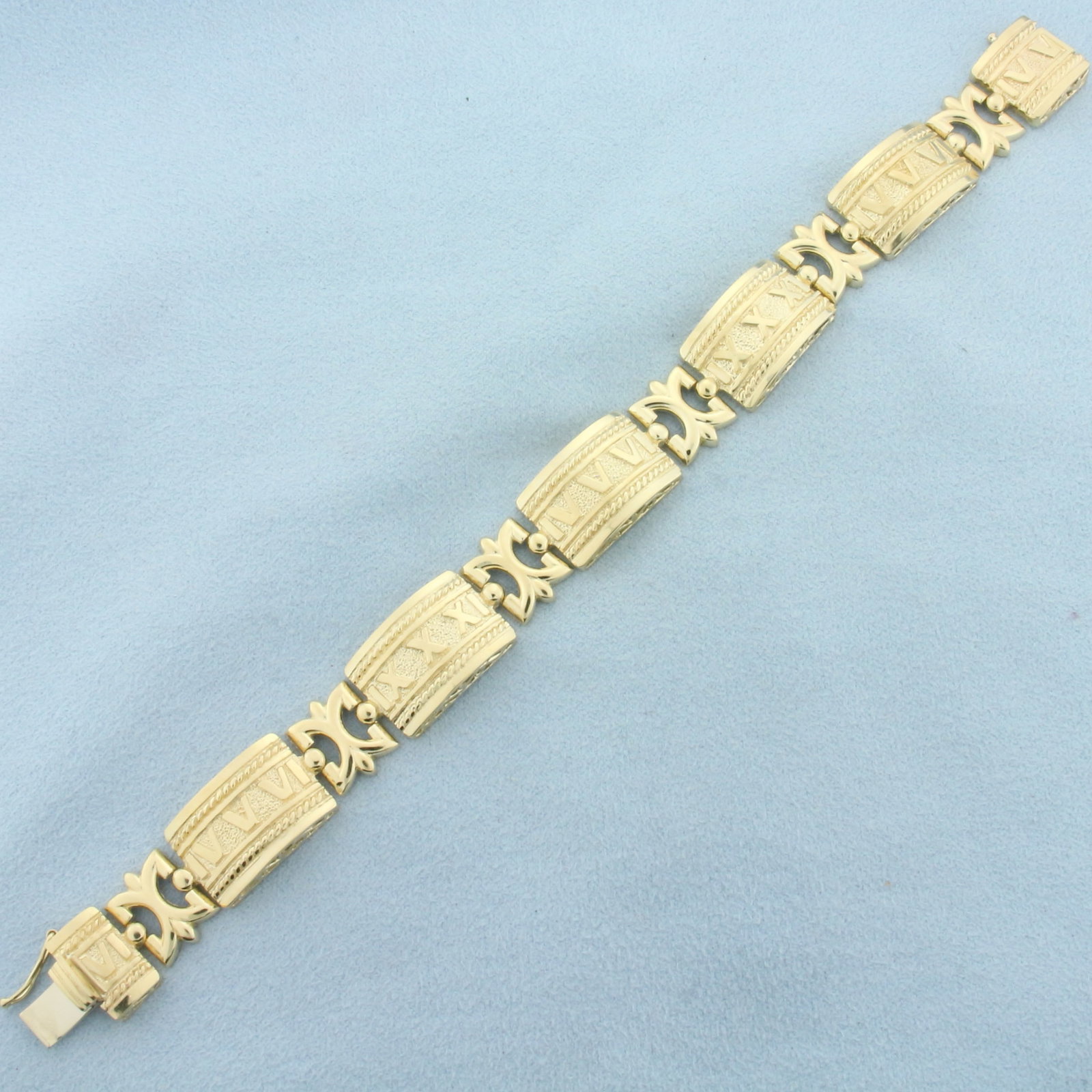 Roman Numeral Bracelet in 14k Yellow Gold