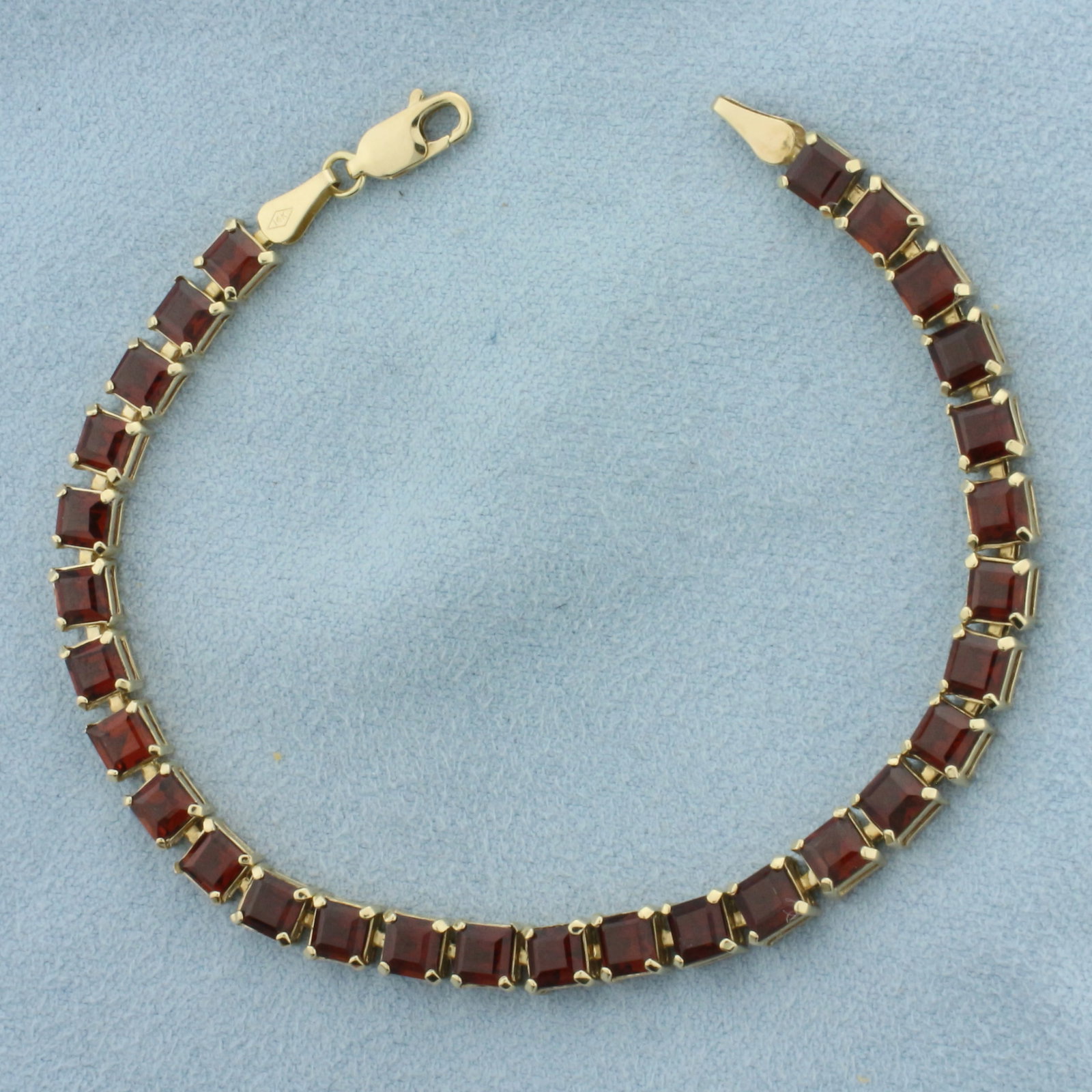 Garnet Tennis Bracelet in 14k Yellow Gold