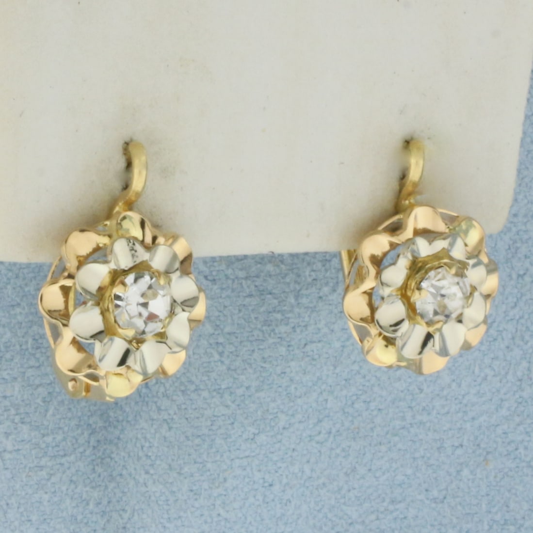 Flower Drop Earrings in 18k Yellow Gold