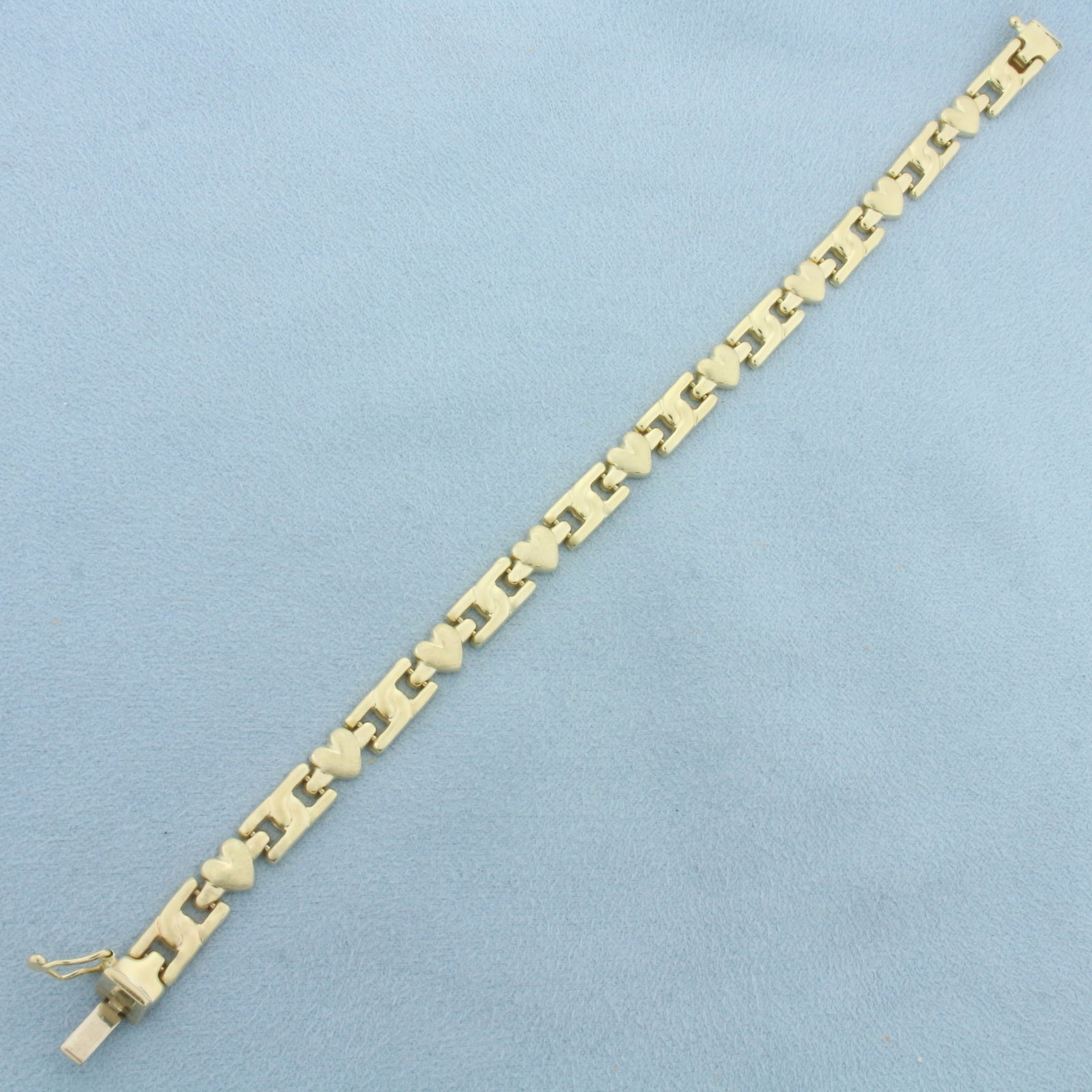 Heart Link Bracelet in 14k Yellow Gold