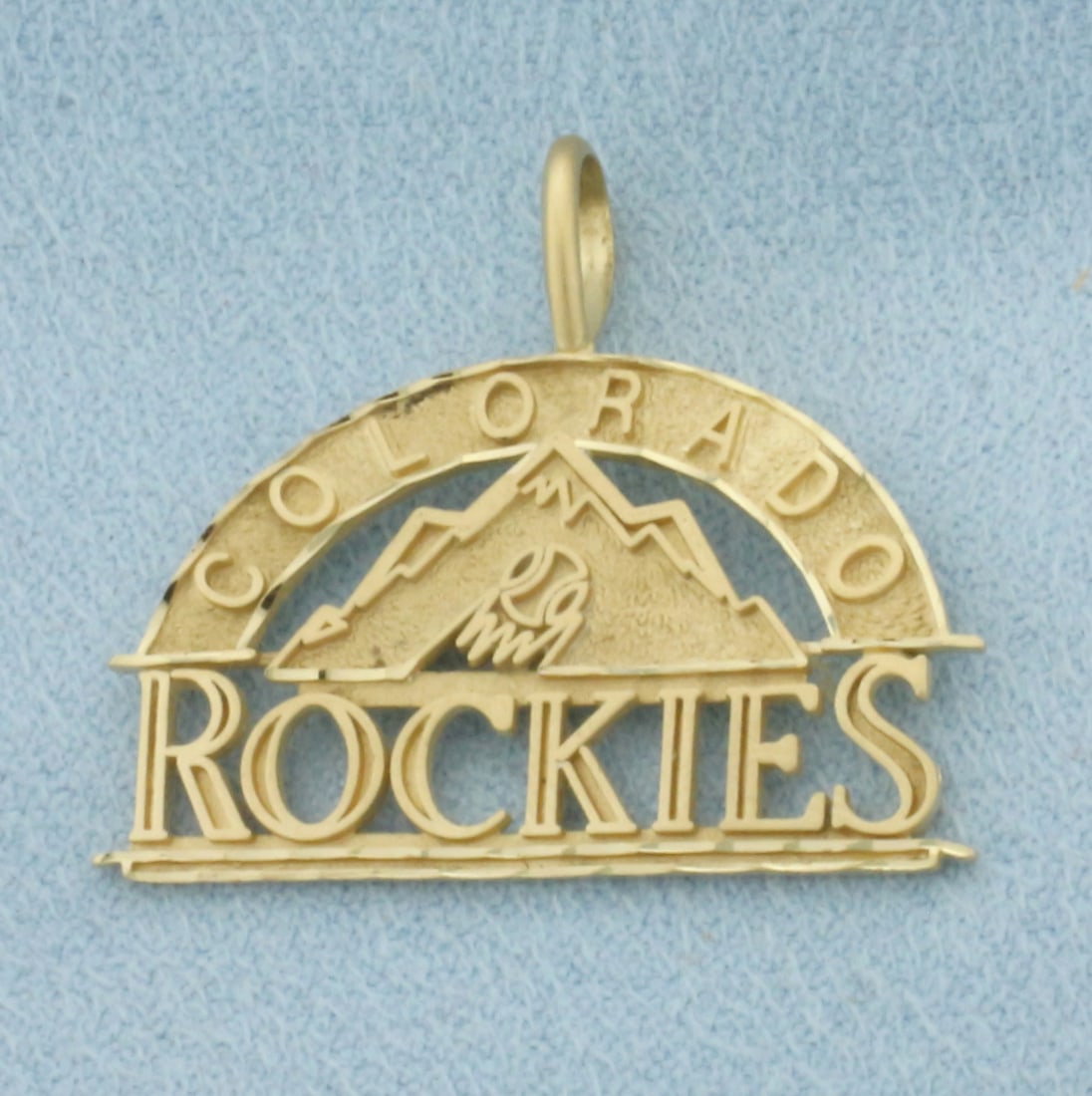 Colorado Rockies Pendant in 14k Yellow Gold
