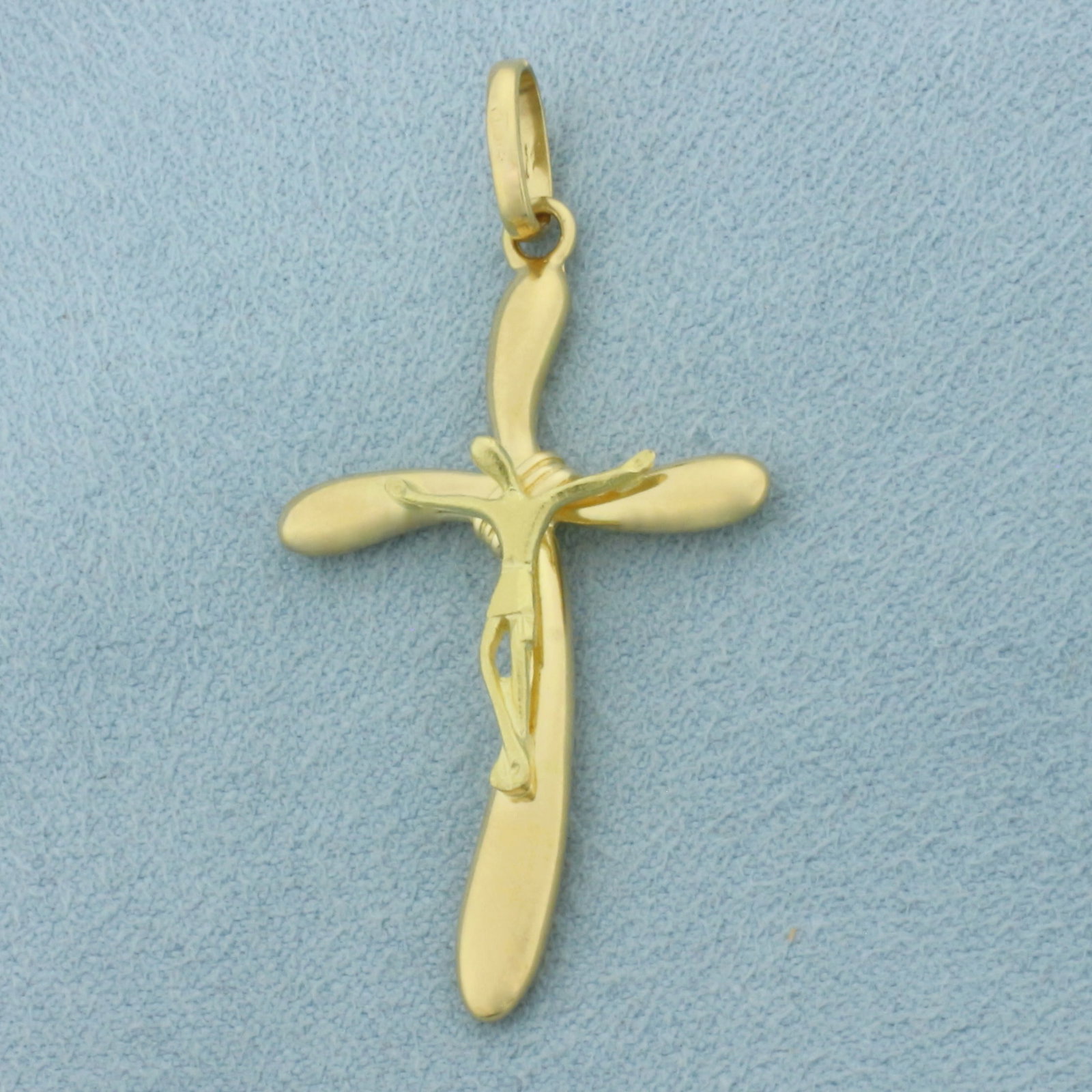 Modern Design Crucifix Cross Pendant in 18k Yellow Gold