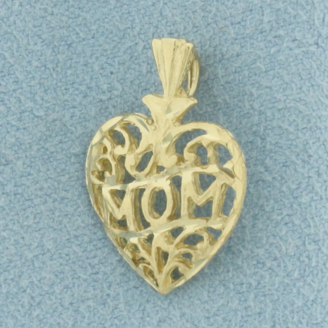 Mom Filigree Heart Pendant in 14k Yellow Gold