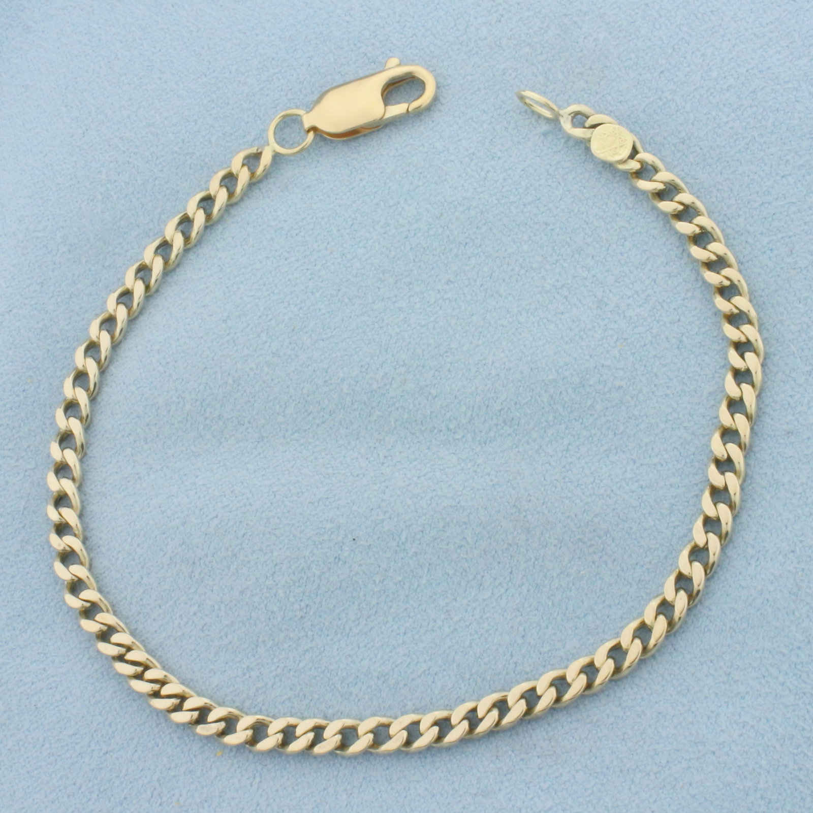 Curb Link Bracelet in 14k Yellow Gold
