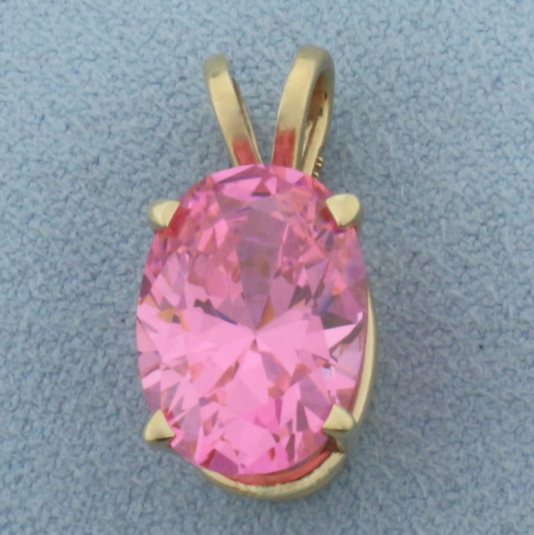 Morganite Pendant in 14k Yellow Gold