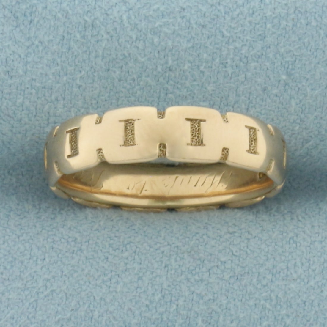 Antique Engraved Band Ring in 14k Yellow Gold