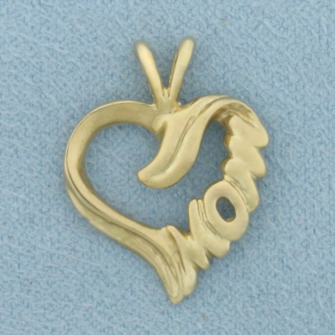 Mom Heart Pendant in 10k Yellow Gold
