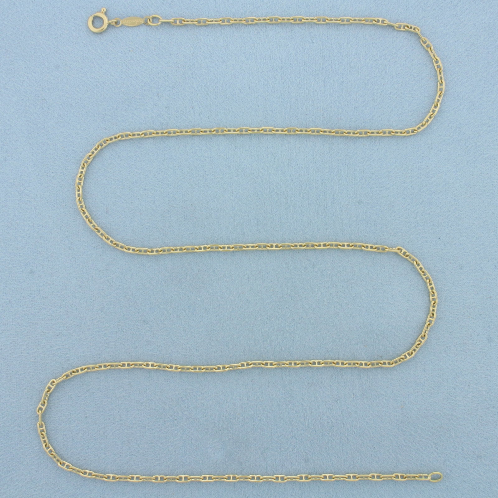 24 Inch Anchor Mariner Link Chain Necklace in 18k Yellow Gold: In 18k Yellow Gold. 24 inches long. 2.1mm wide. Spring clasp. 8.9g.