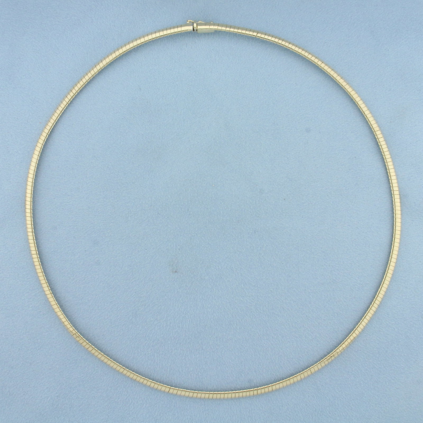 4mm Omega Necklace in 14k Yellow Gold