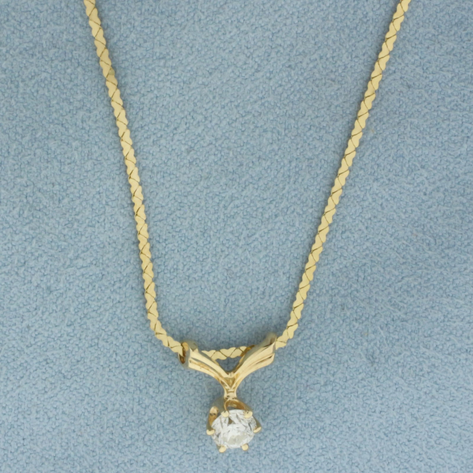 Italian Heart Link Diamond Necklace in 14k Yellow Gold