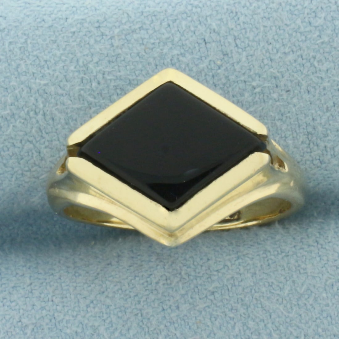 Vintage Onyx Ring in 14K Yellow Gold (1 of 4)