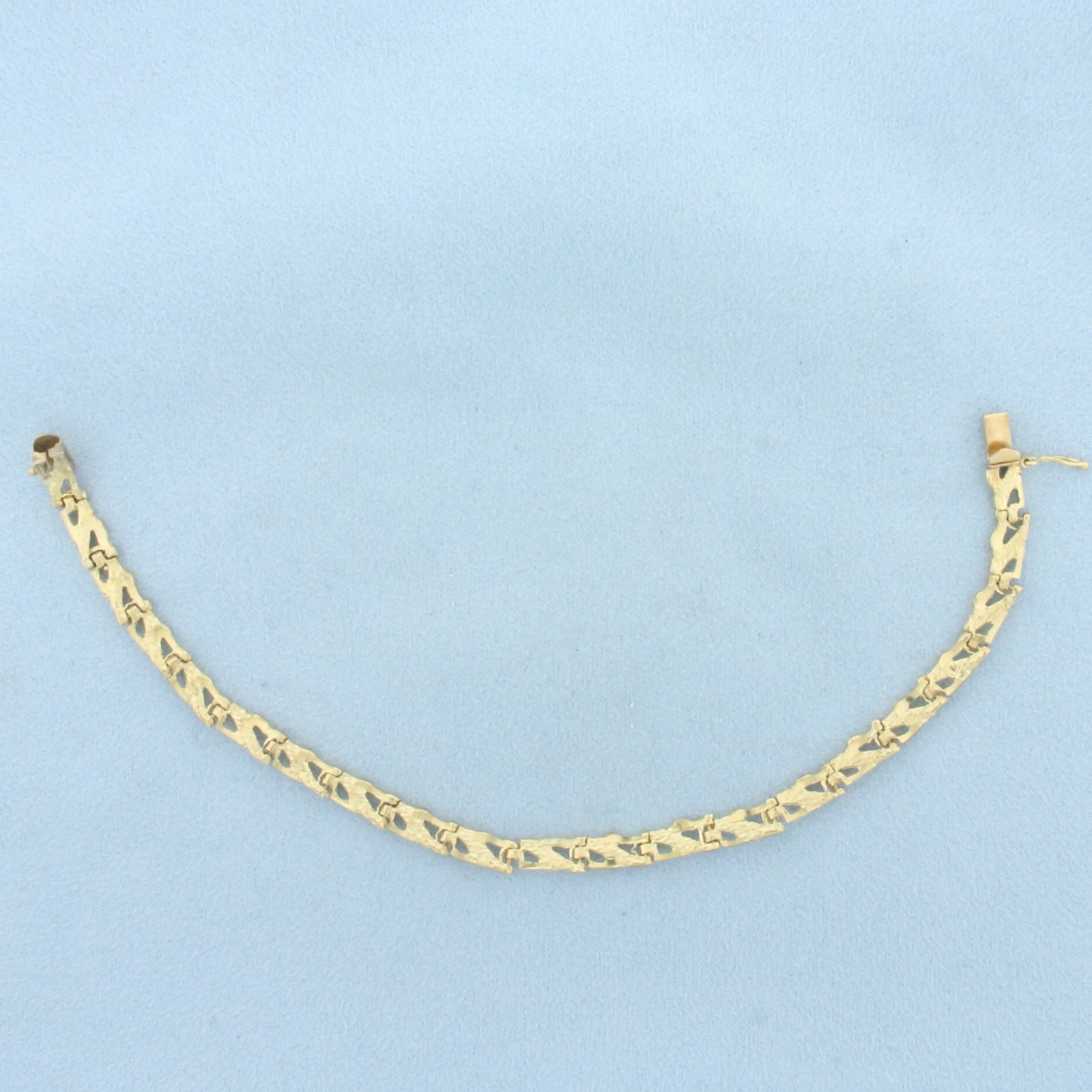 Diamond Cut Nugget Link Bracelet in 14K Yellow Gold