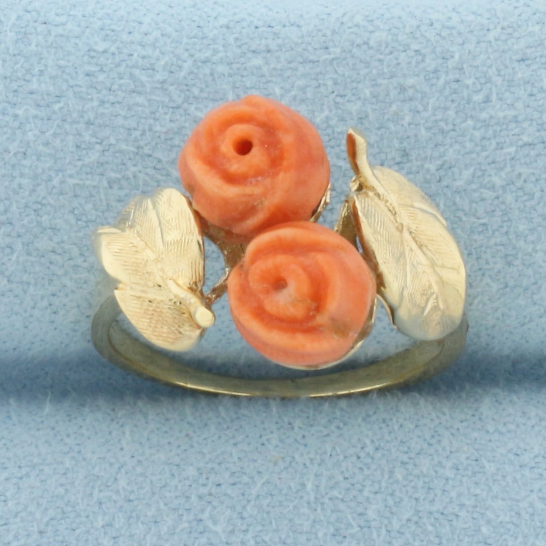 Vintage Coral Flower Ring in 14k Yellow Gold