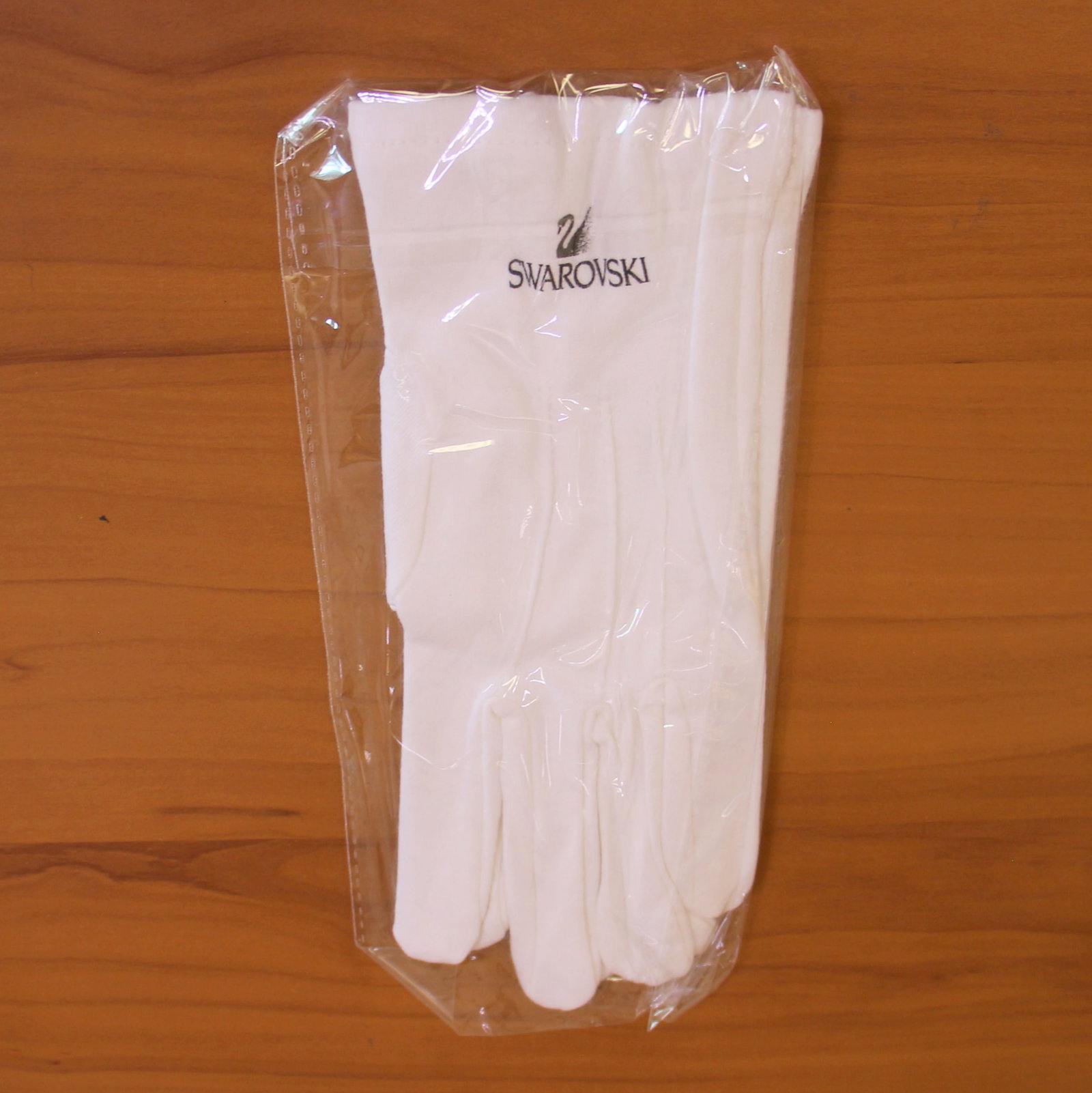Swarovski 189800 Handling Cleaning Presenting Gloves
