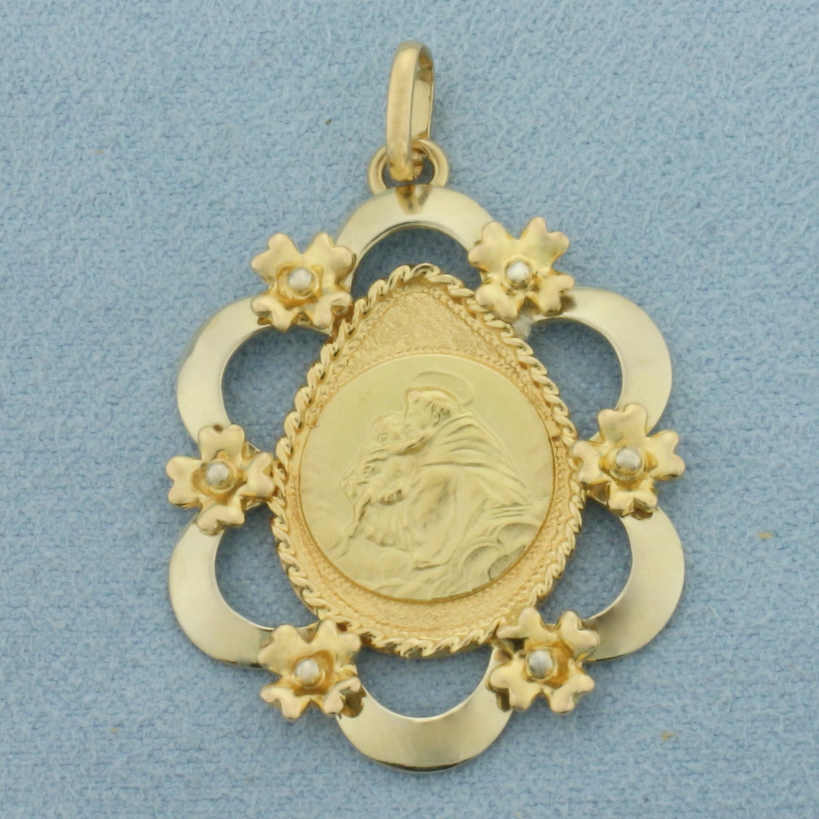 Saint Anthony Pendant or Charm in 18k Yellow Gold