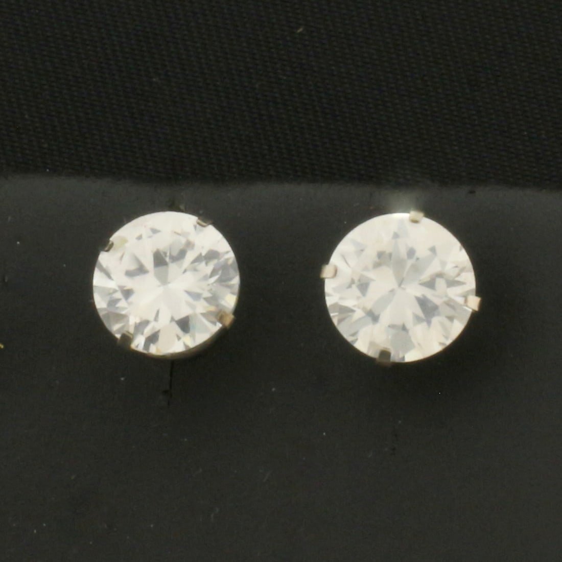 CZ Stud Earrings in 14k White Gold