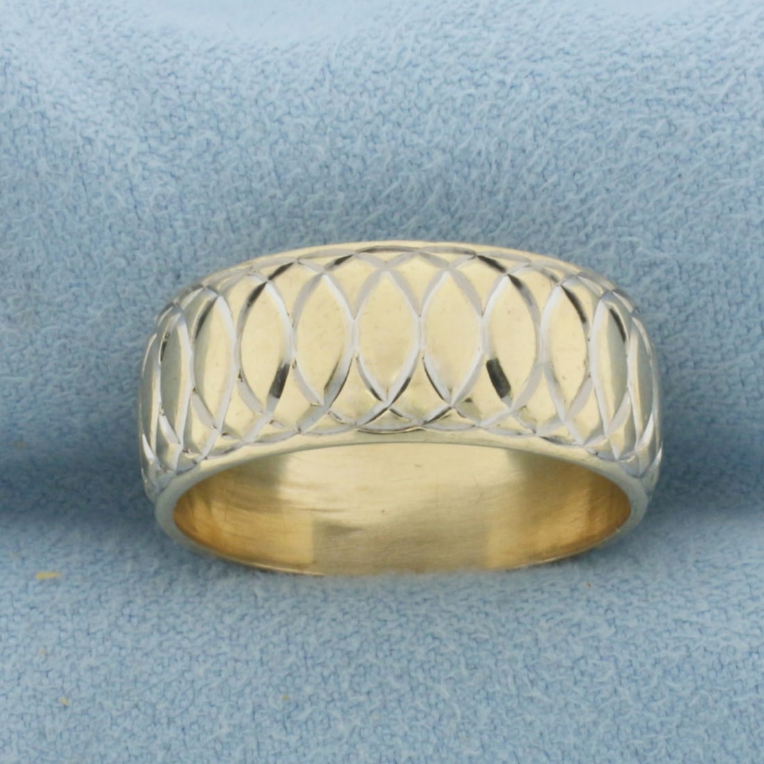 Overlapping Circles Design Band Ring in 14k Yellow Gold