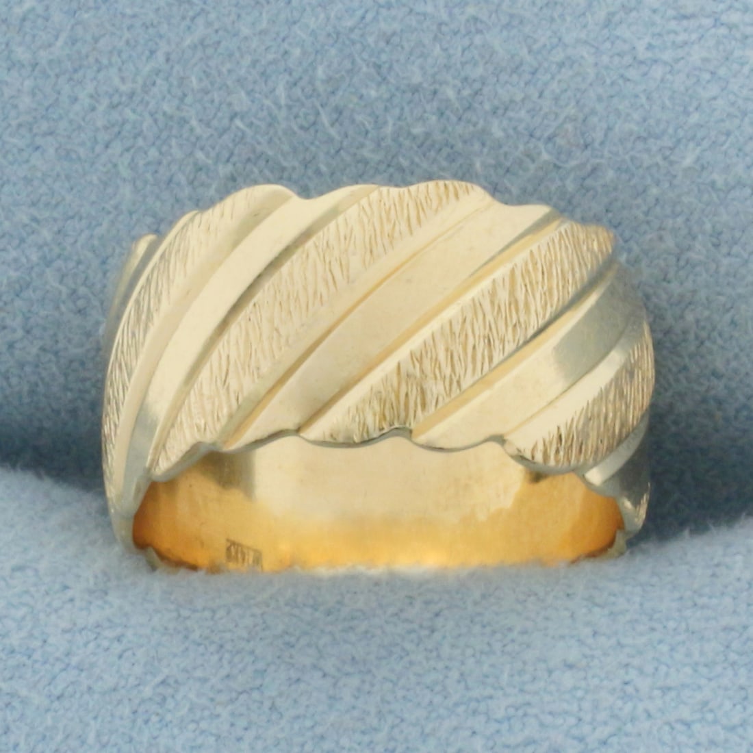 Textured and High Polish Finish Striped Band Ring in 14k Yellow Gold