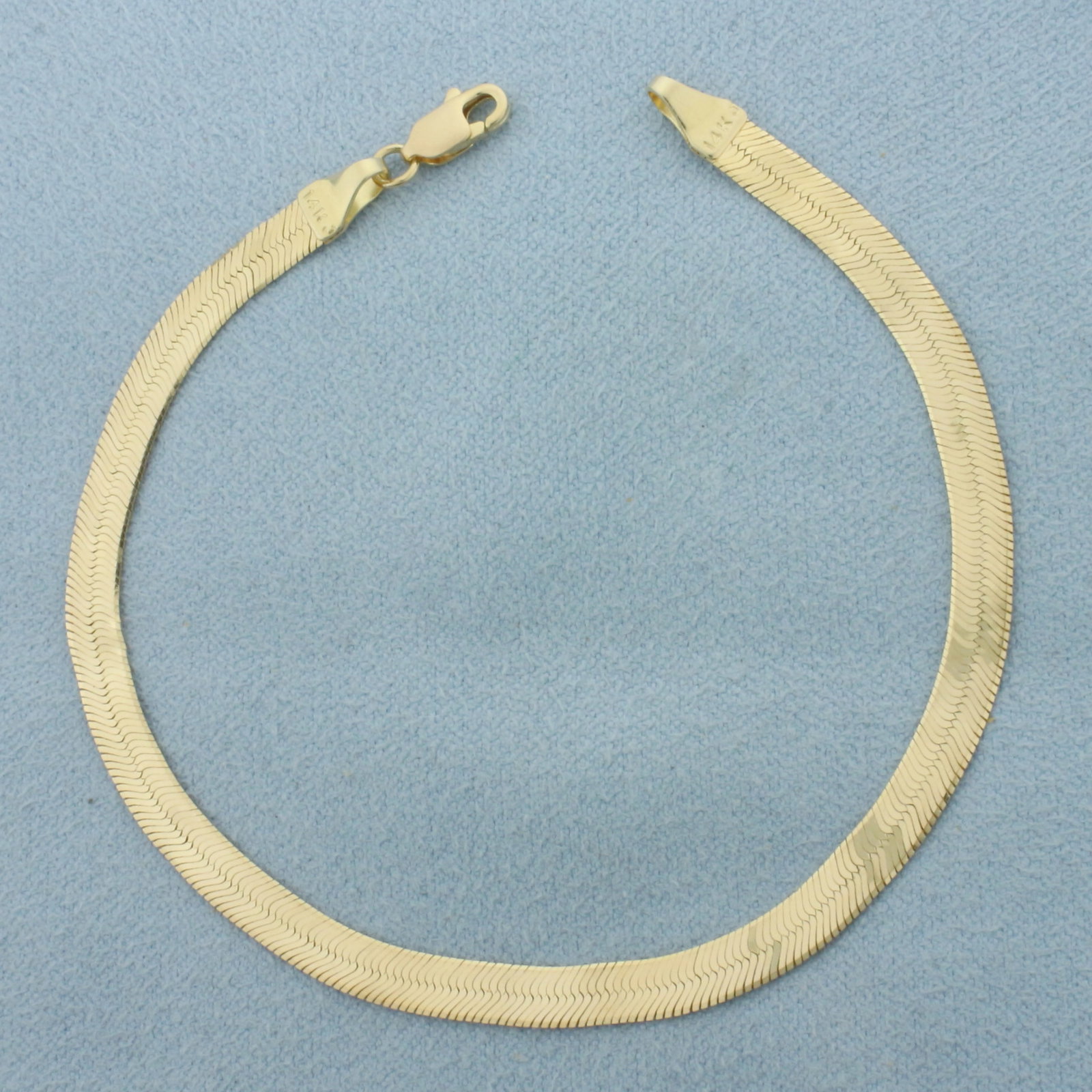 Herringbone Bracelet in 14k Yellow Gold