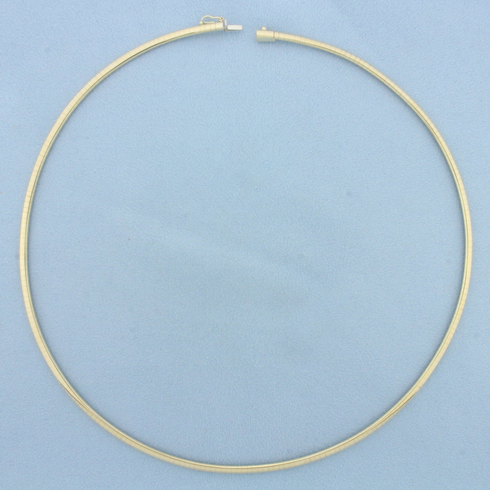 3mm Omega Necklace in 14k Yellow Gold