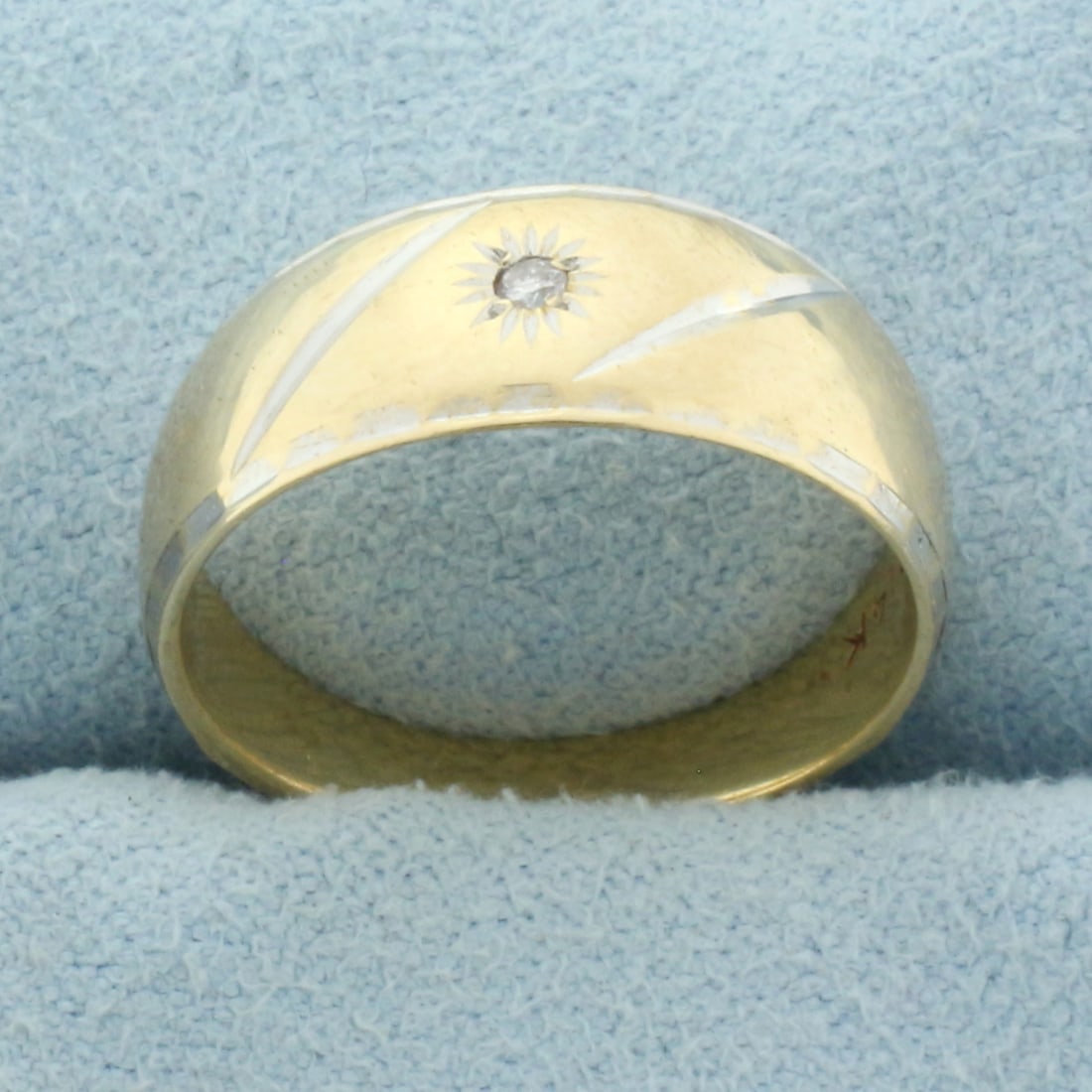 Diamond Star Design Band Ring in 14k Yellow Gold
