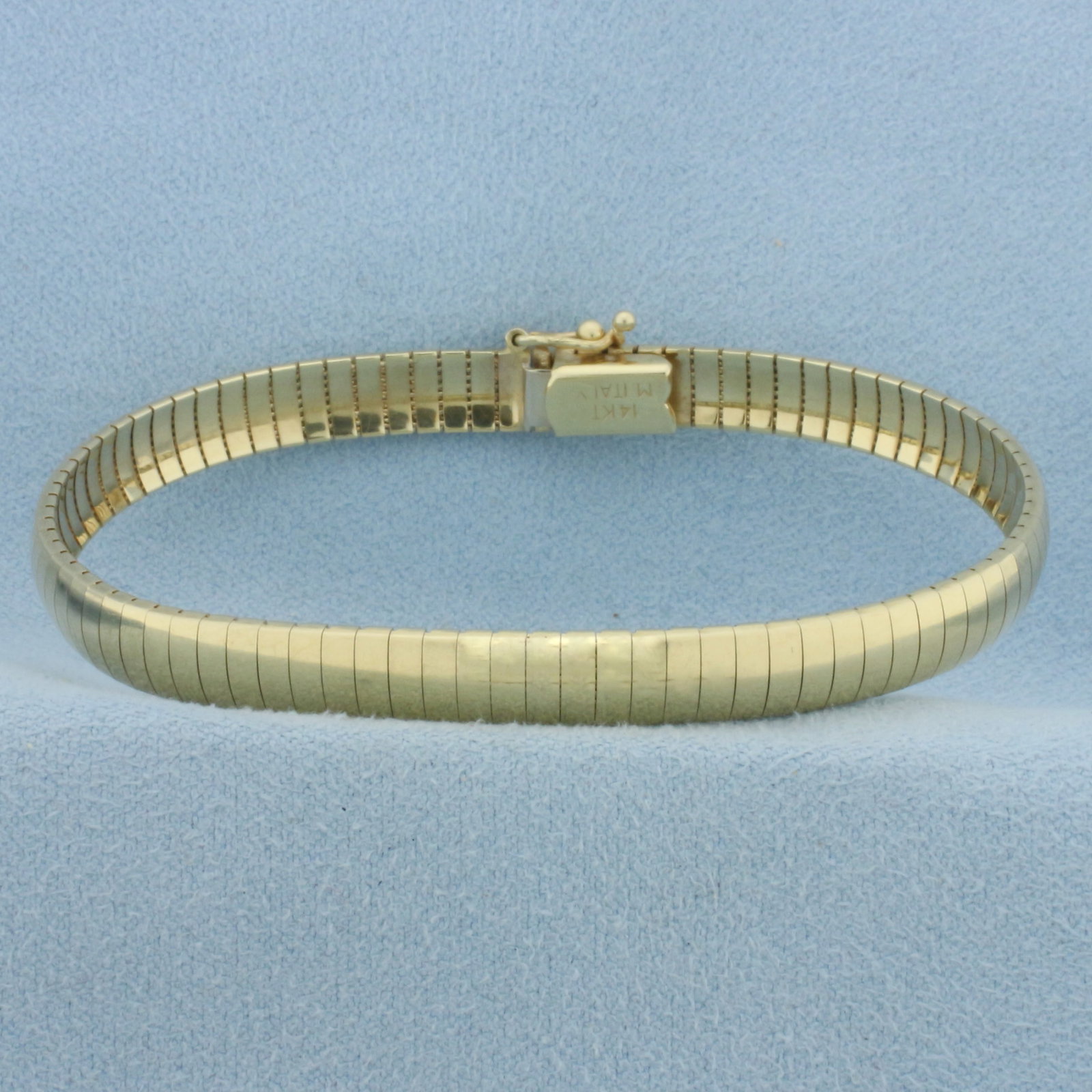 Italian Omega Link Bracelet in 14k Yellow Gold