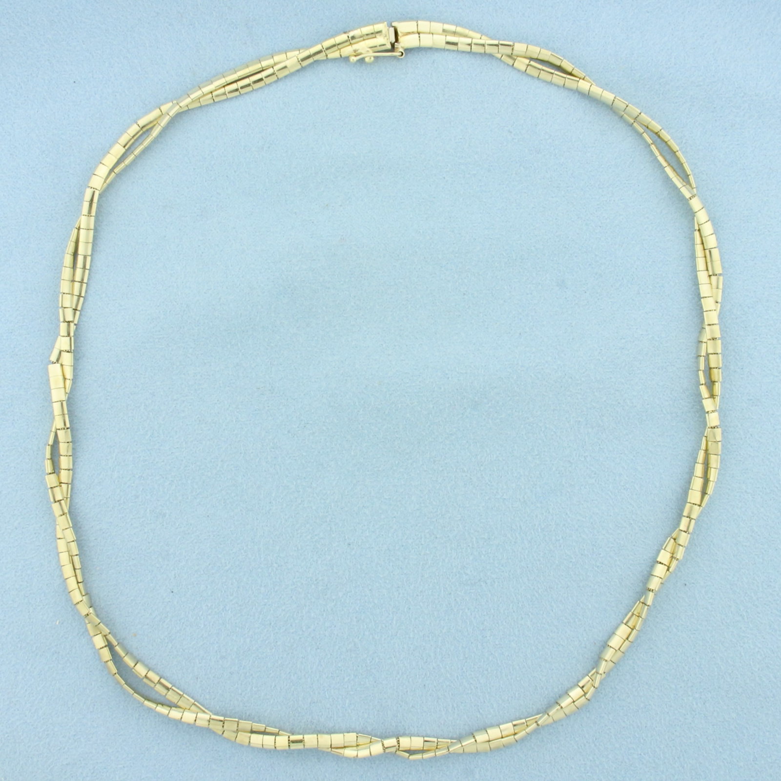 Italian 17.5 InchTwisting Brick Link Necklace in 14k Yellow Gold
