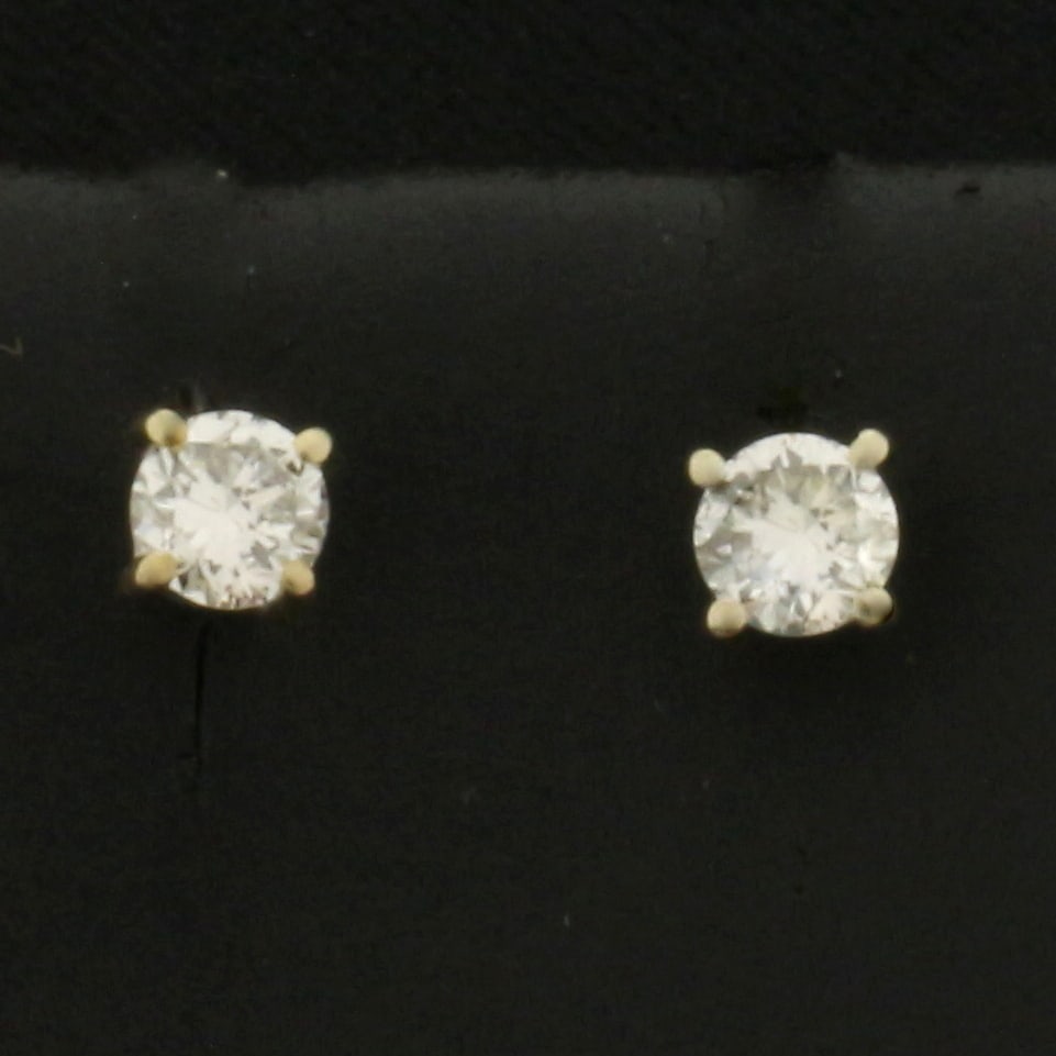 Diamond Stud Earrings in 14k White Gold