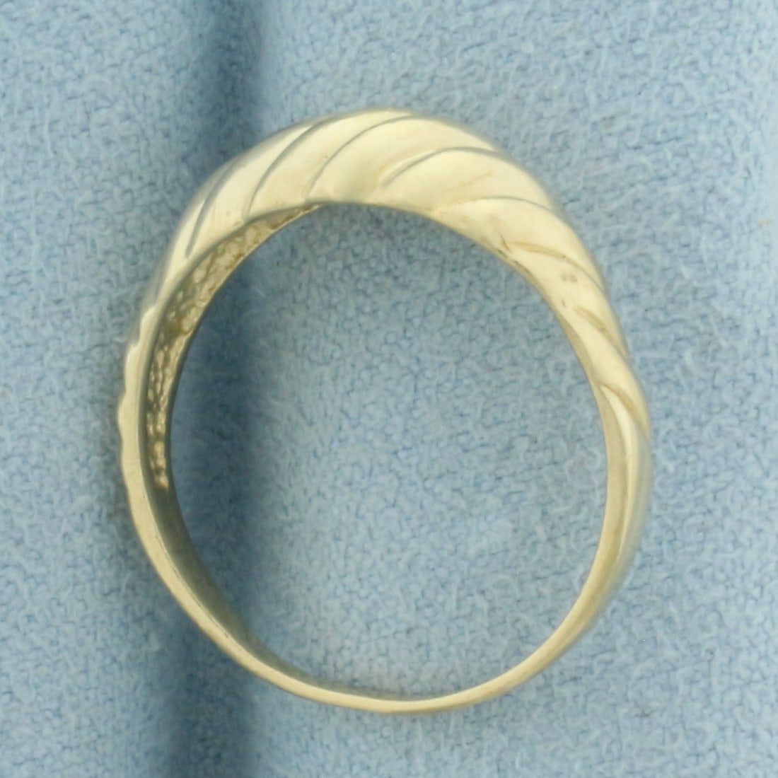 Shrimp Ring in 10k Yellow Gold - 3