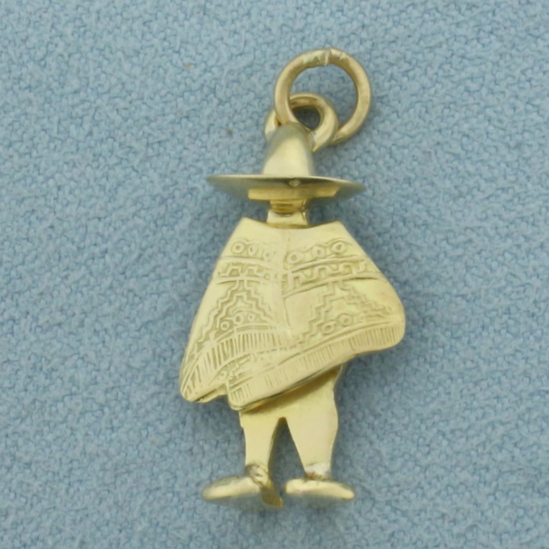 Hombre With Sombrero and Poncho Charm in 14k Yellow Gold (1 of 2)