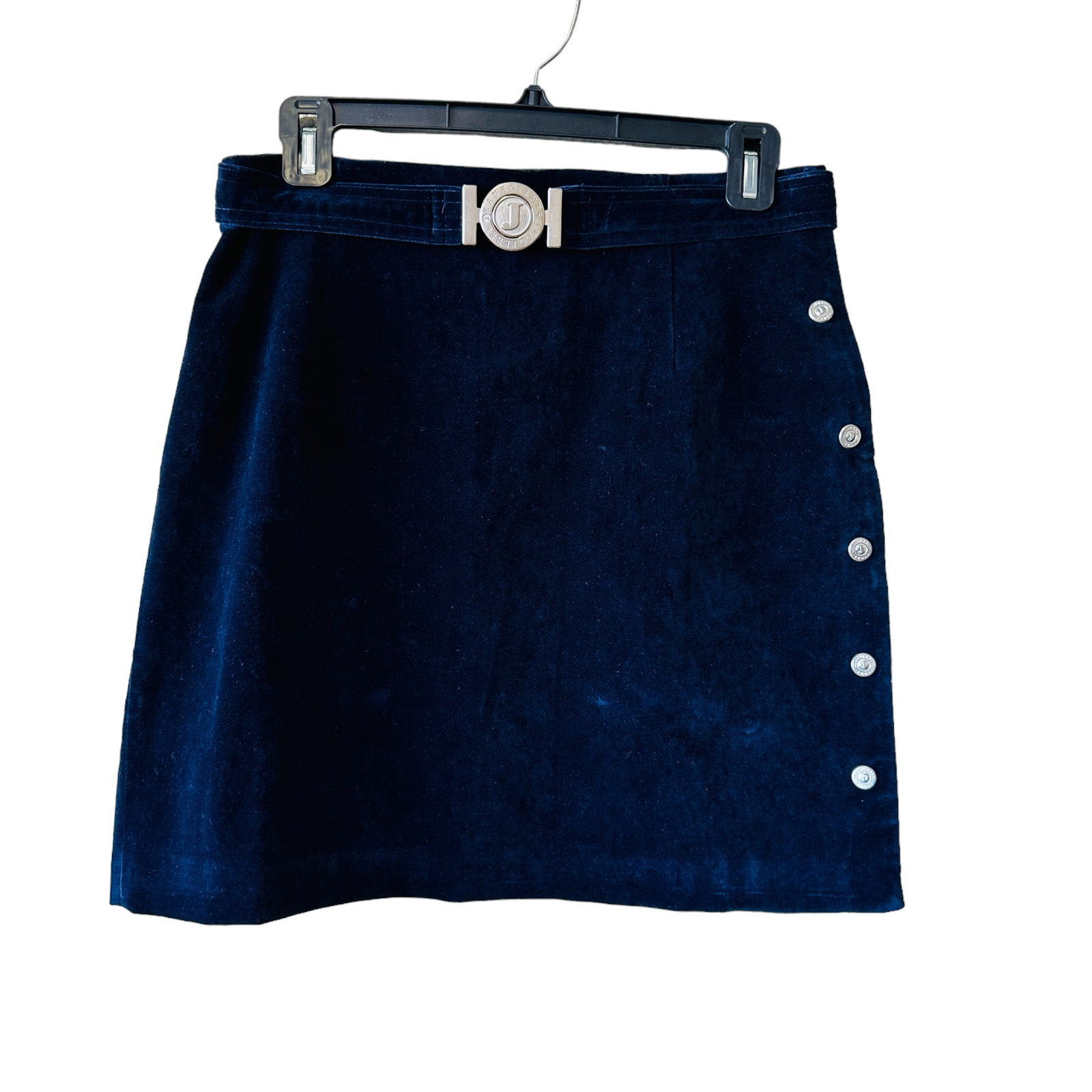 Gianfranco NWT Vintage Navy Blue Velvet Skirt 44: Never worn, tags still attached. Size 44. Silver toned belt & snap hardware. Navy blue velvet.
