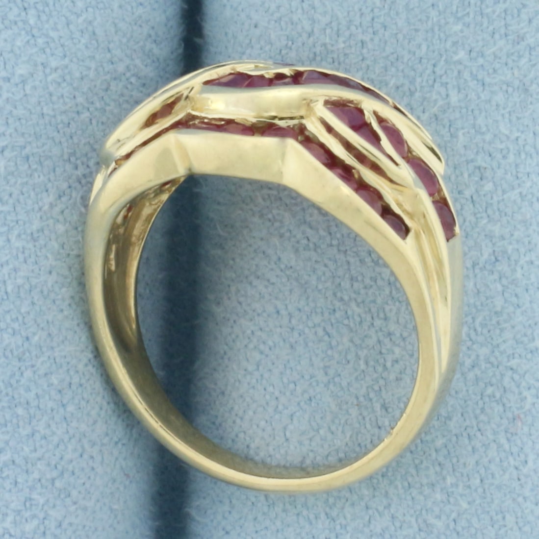 Vintage Ruby Wave Design Ring in 10k Yellow Gold - 3