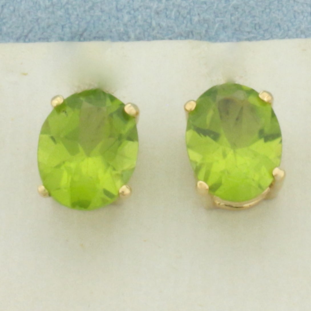 Peridot Stud Earrings in 14K Yellow Gold (1 of 2)