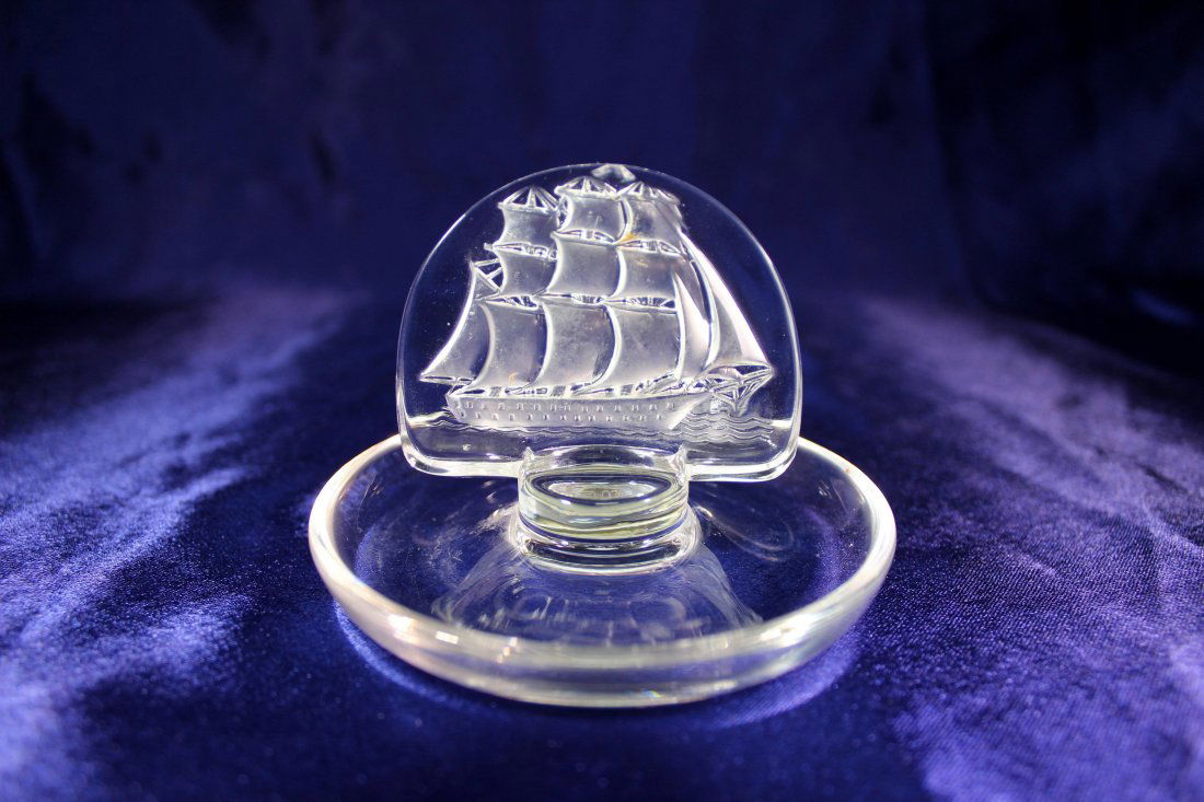 Lalique France Caravels Ring Holder: Beautiful Lalique France Caravelle Ship Ring holder/pin tray. This items is genuine and like new condition with only one small chip on the top. Signed Lalique France. No box