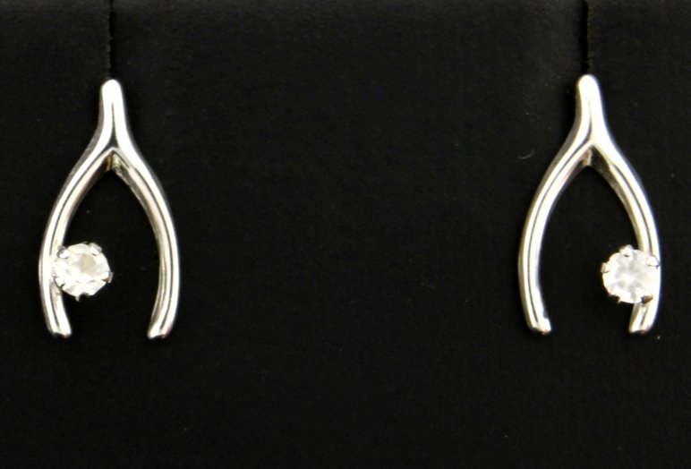 Lucky "wishbone" style earrings: Beautiful and delicate darling "wishbone" style stud earrings in 14k white gold with a small sparkling cubic zircon in in each! 0.7g
