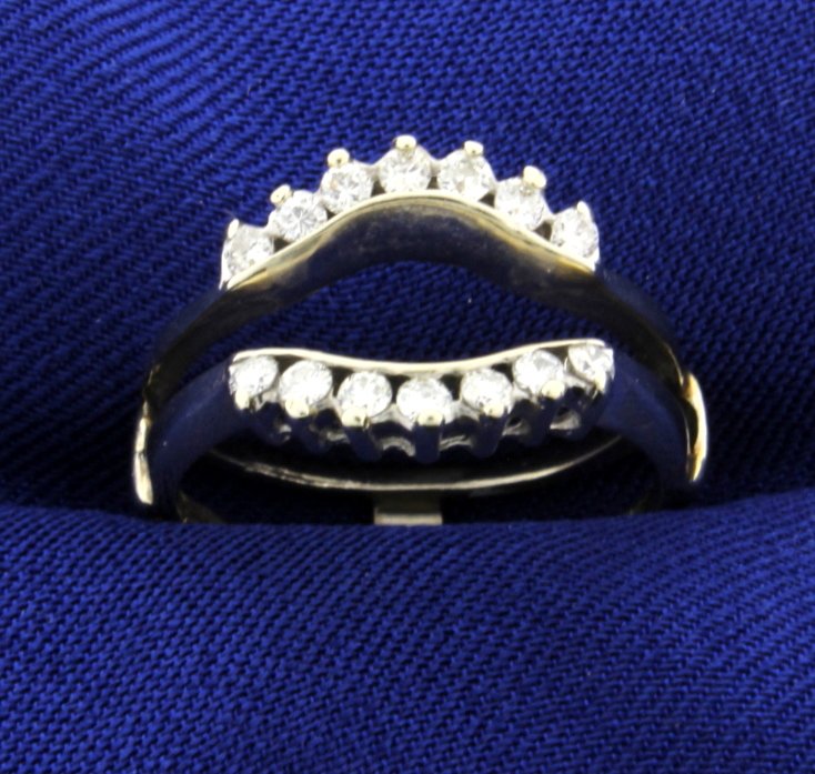 14K Diamond Jacket for your solitaire: There are 14 brilliant cut diamonds SI clarity and I-J color. TCW of around 1/3 ct. Size 6.5. 3.2g