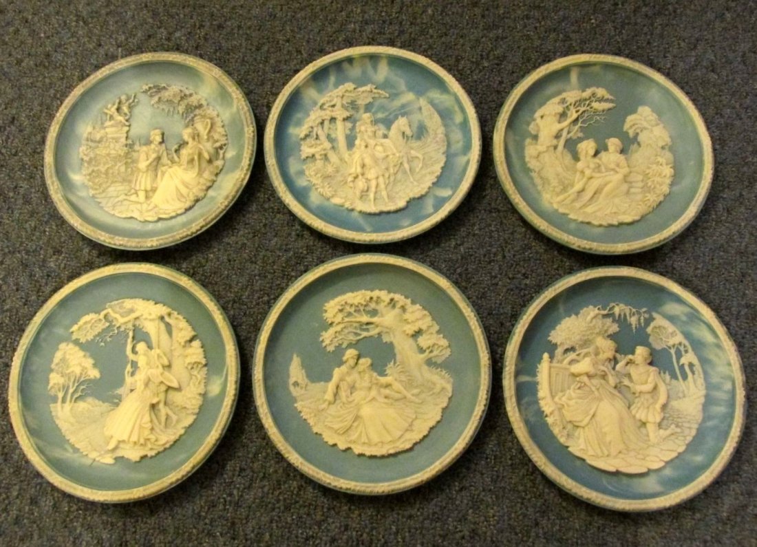 6 Plate Incolay Cameo Stone Collector Set "The Love: The complete limited-edition vintage 6 plate "The Love Sonnets of Shakespeare" collection. The set includes all original boxes and papers for each plate. 9 1/2 inches in diameter each. Like New Condit