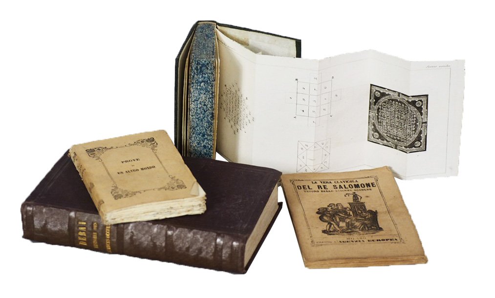 [LOT OF 4 WORKS ABOUT THE OCCULTISM] (1 of 1)