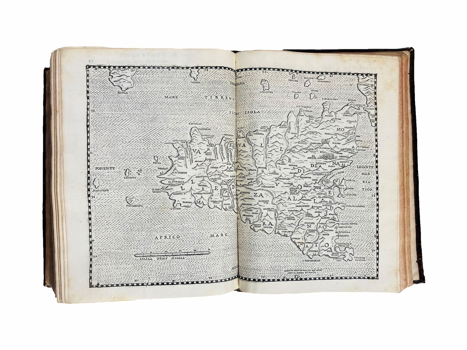 Geography. ALBERTI. Descrittione di tutta Italia. (1 of 3)