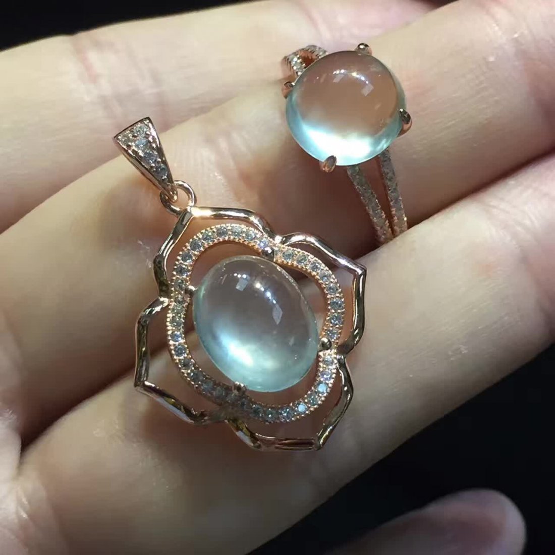 18k gold inlaid ice species emerald jade pendant ring (1 of 6)