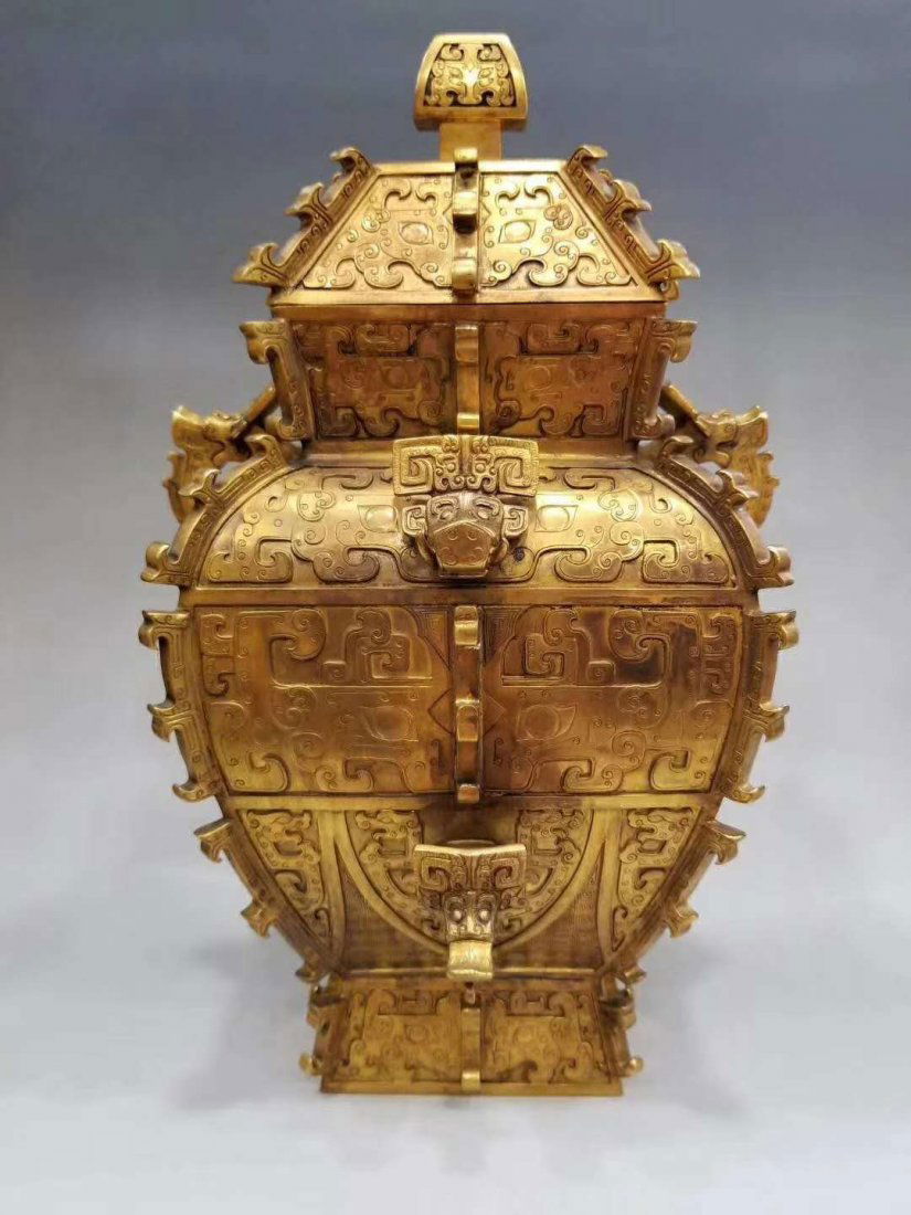 Qing Copper gilt square square（罍） (1 of 8)