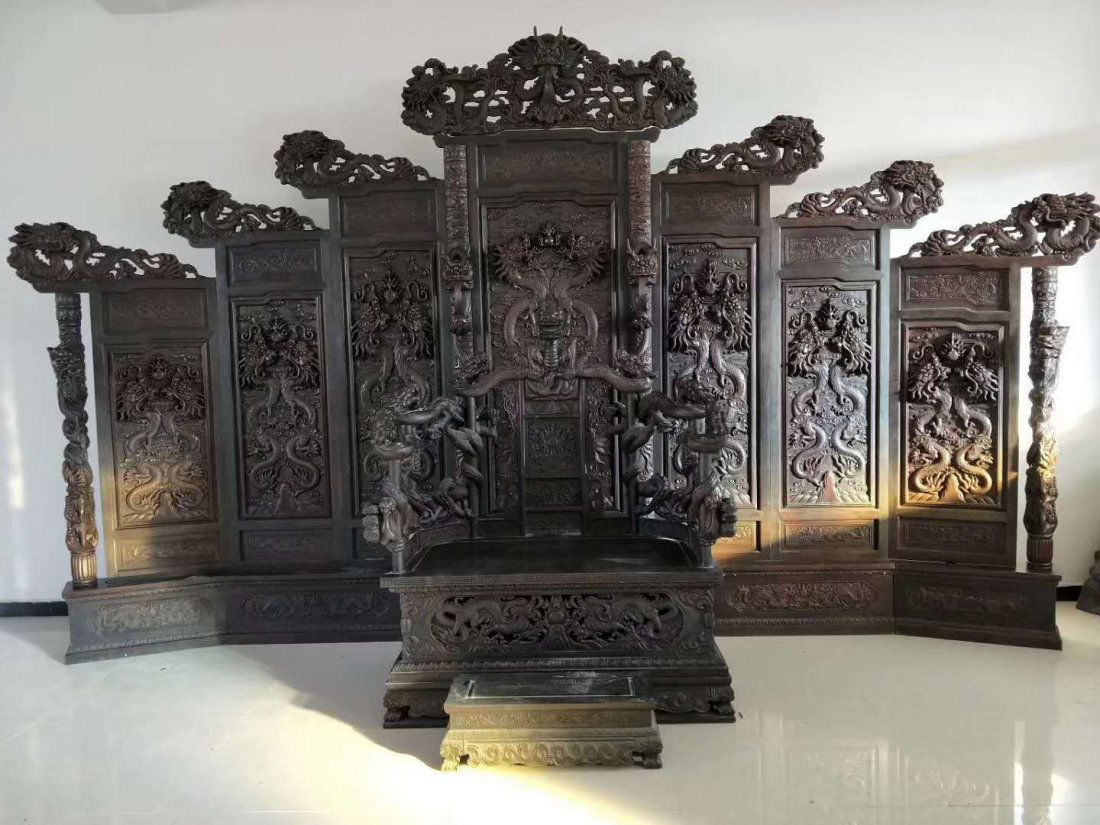 Qing Lobular rosewood screen wind throne (1 of 3)