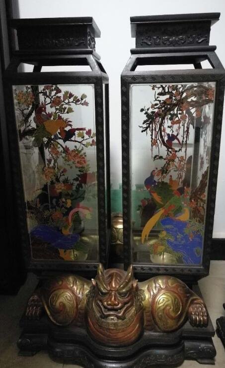 Red sandalwood Dragon and Phoenix Gold palace lamp (1 of 2)