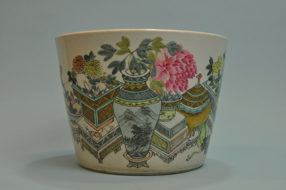 White Porcelain Planter with Household Antiques (1 of 10)