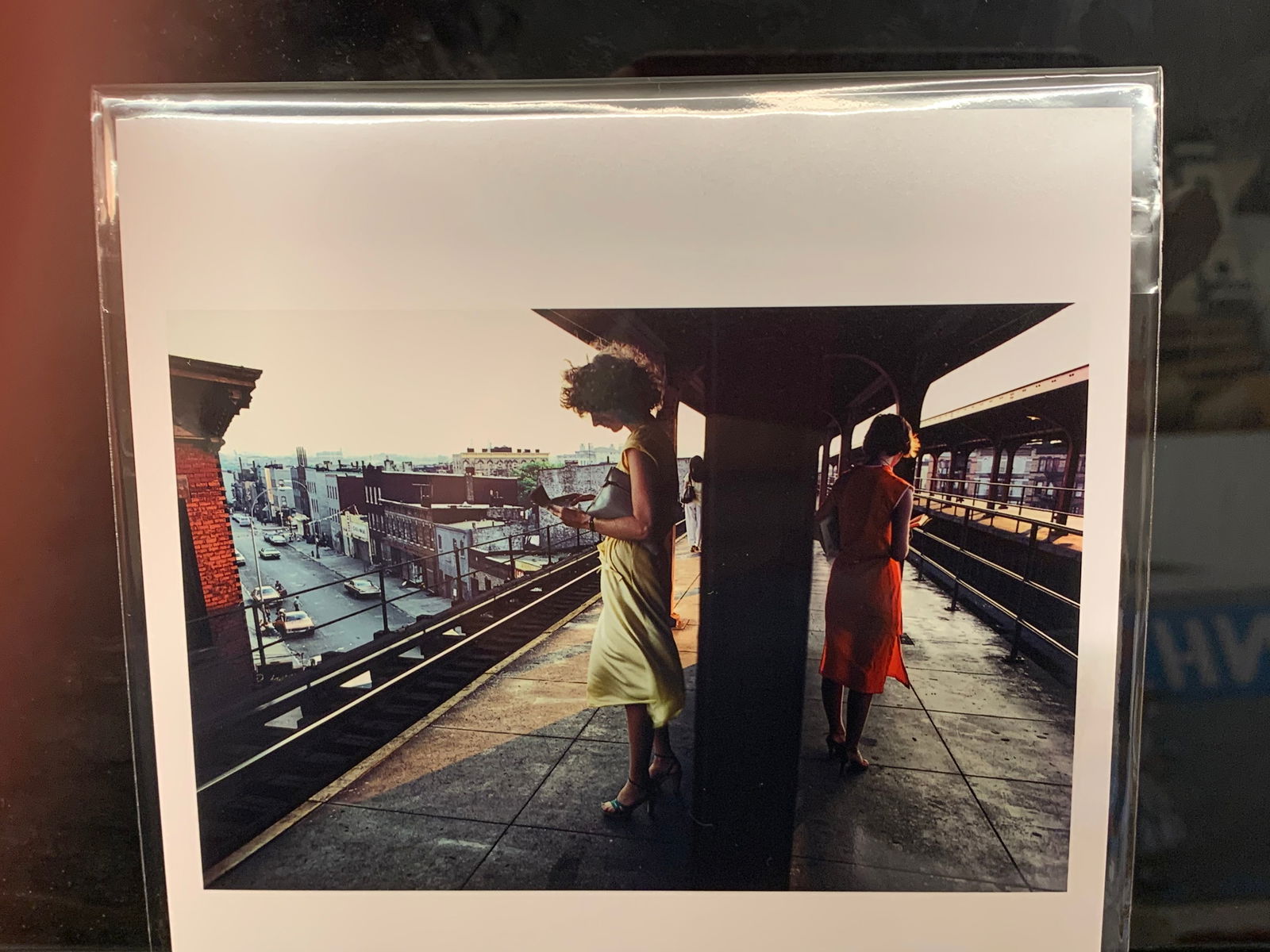 Bruce Davidson Signed Limited Edition 2020 Investment Museum Quality Station Women NY: Title: Bruce Davidson Signed Limited Edition 2020 Investment Museum Quality Station Women NY Description: Brilliant, evocative, original signed limited edition 6 x 6 inches