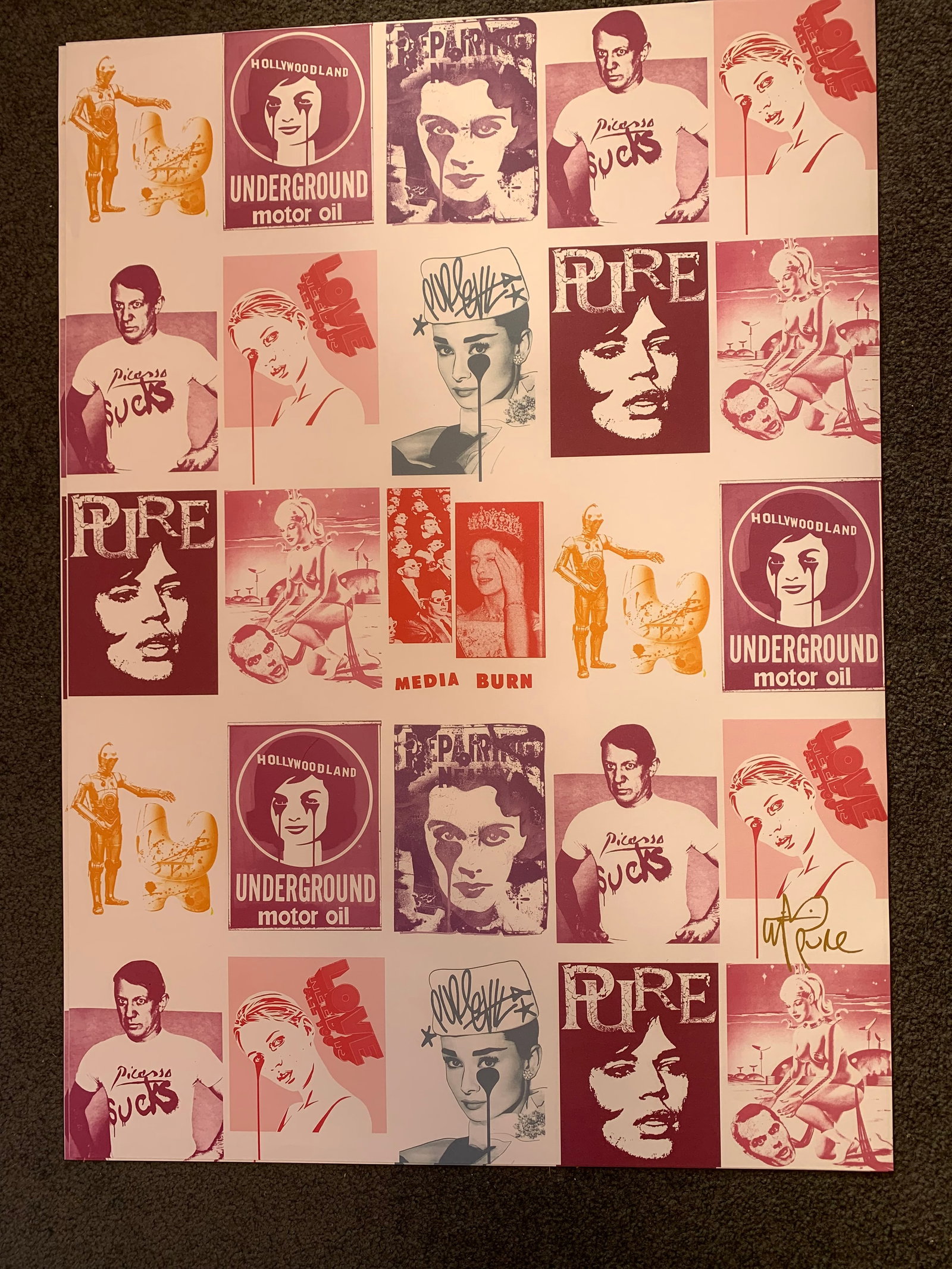 Pure Evil "Faces" Signed LImited Edition (300) 70 x 560 cm: Title: Pure Evil "Faces" Signed LImited Edition (300) 70 x 560 cm Description: This great signed Limited Edition measures 70 x 30 cm and was created by a world-famous artist as a fun