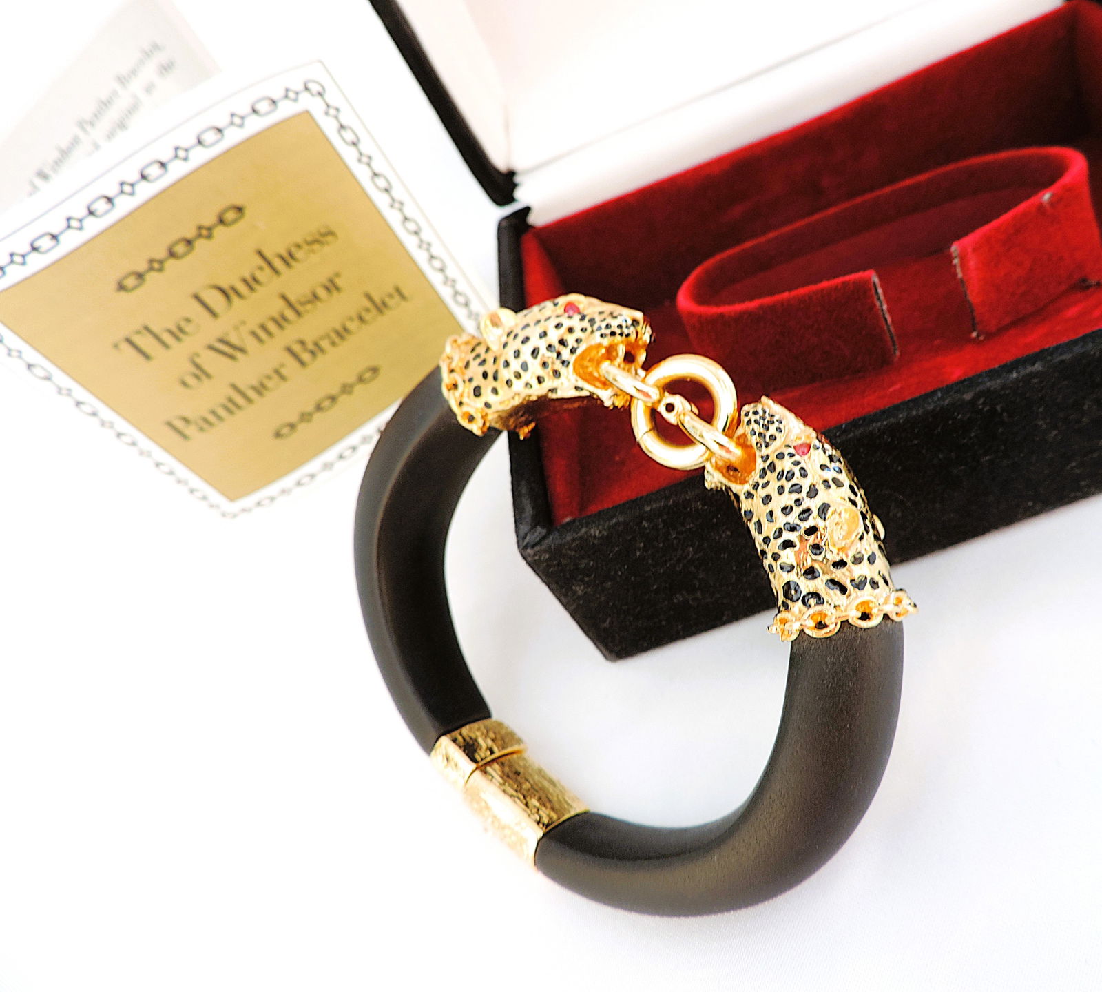 Franklin Mint Duchess of Windsor Panther Bracelet Certificate & Box c. 1987: Title: Franklin Mint Duchess of Windsor Panther Bracelet Certificate & Box c. 1987 Description: 22K Gold Plated Duchess of Windsor Panther Bracelet c. 1987 An e